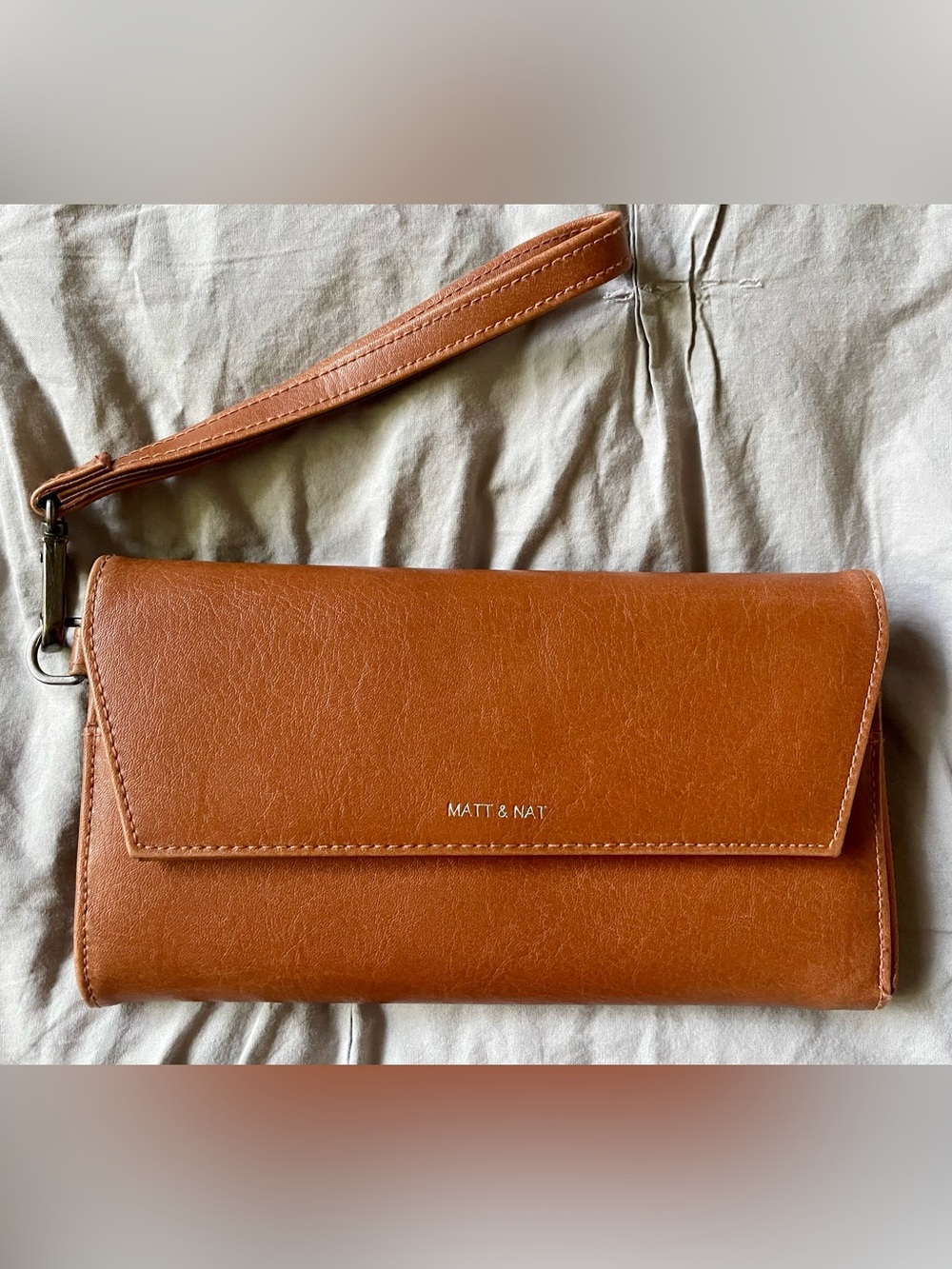 Matt & Nat Cloe Vegan Leather Wristlet/Clutch, Tan